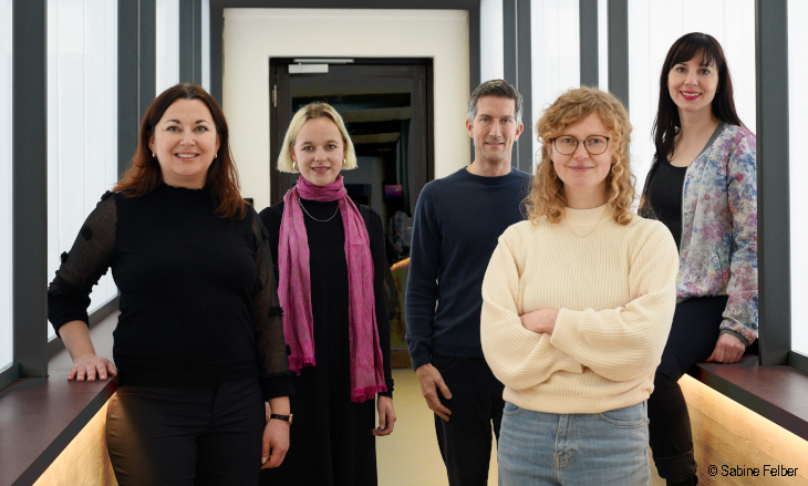 Bild des AVP-Vorstands (v.l.n.r.): Sabine Werbel, Felicitas Zysk, Florian Landgraf, Charlotte Künne, Rebecca Prager